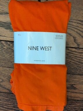 2/$10, 3/$13 NWT Nine West M/L Seamless Leggings